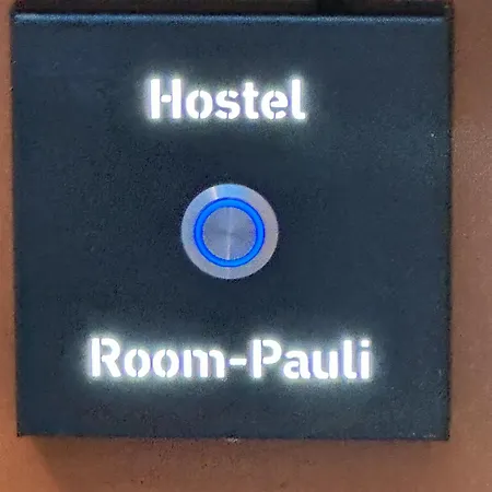 Room Pauli-3